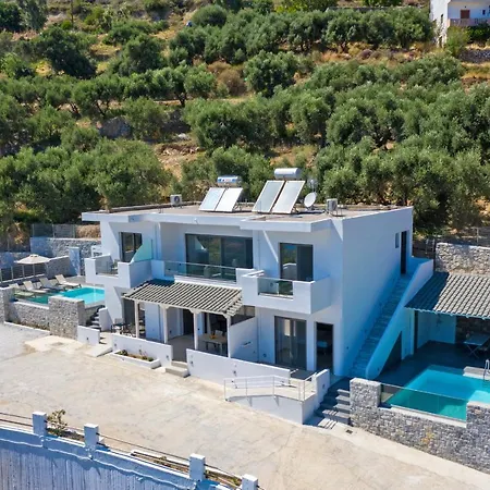 Petasos Villa