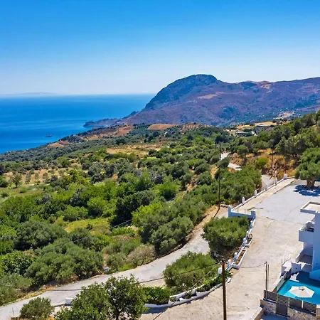 Petasos Villa *